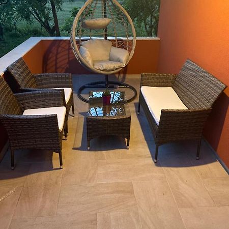 Apartman 02 Bar Luaran gambar