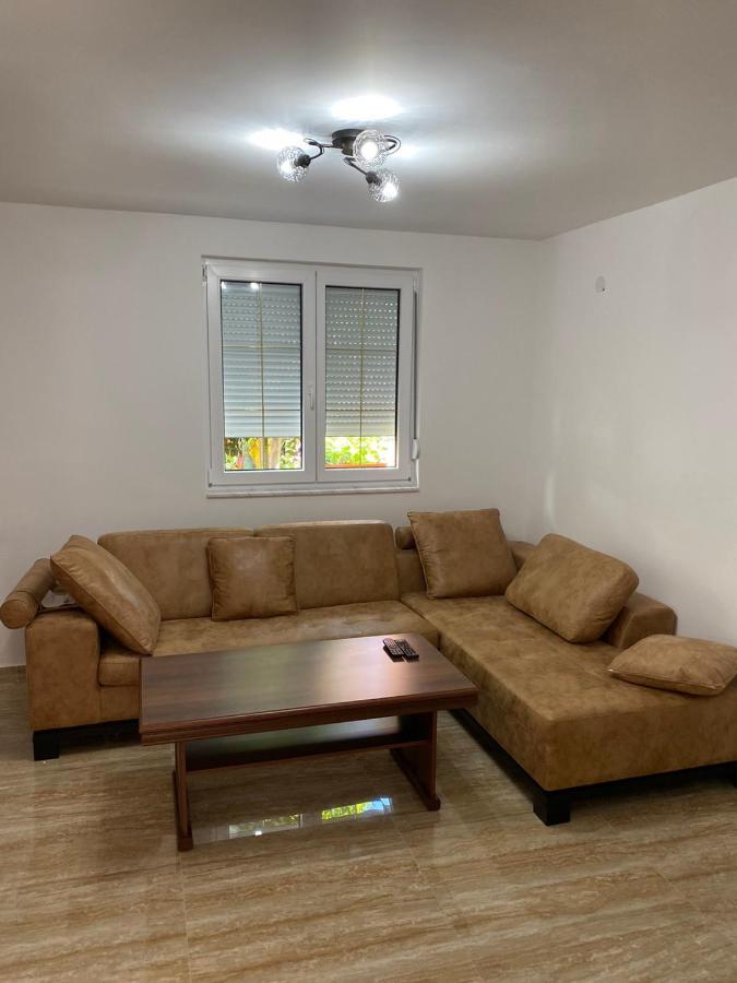 Apartman 02 Bar Luaran gambar